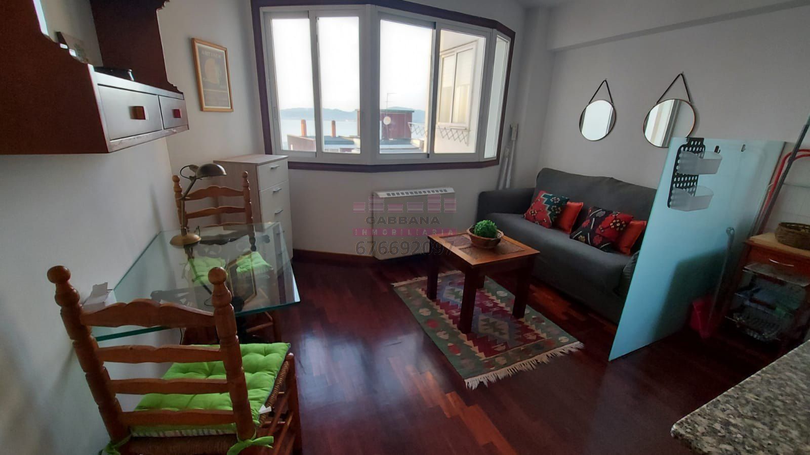 Apartamento de alquiler en Rúa de Pi y Margall, Berbés - Peritos