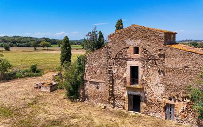 Vista exterior de Finca rústica en venda en Corçà amb Terrassa i Balcó