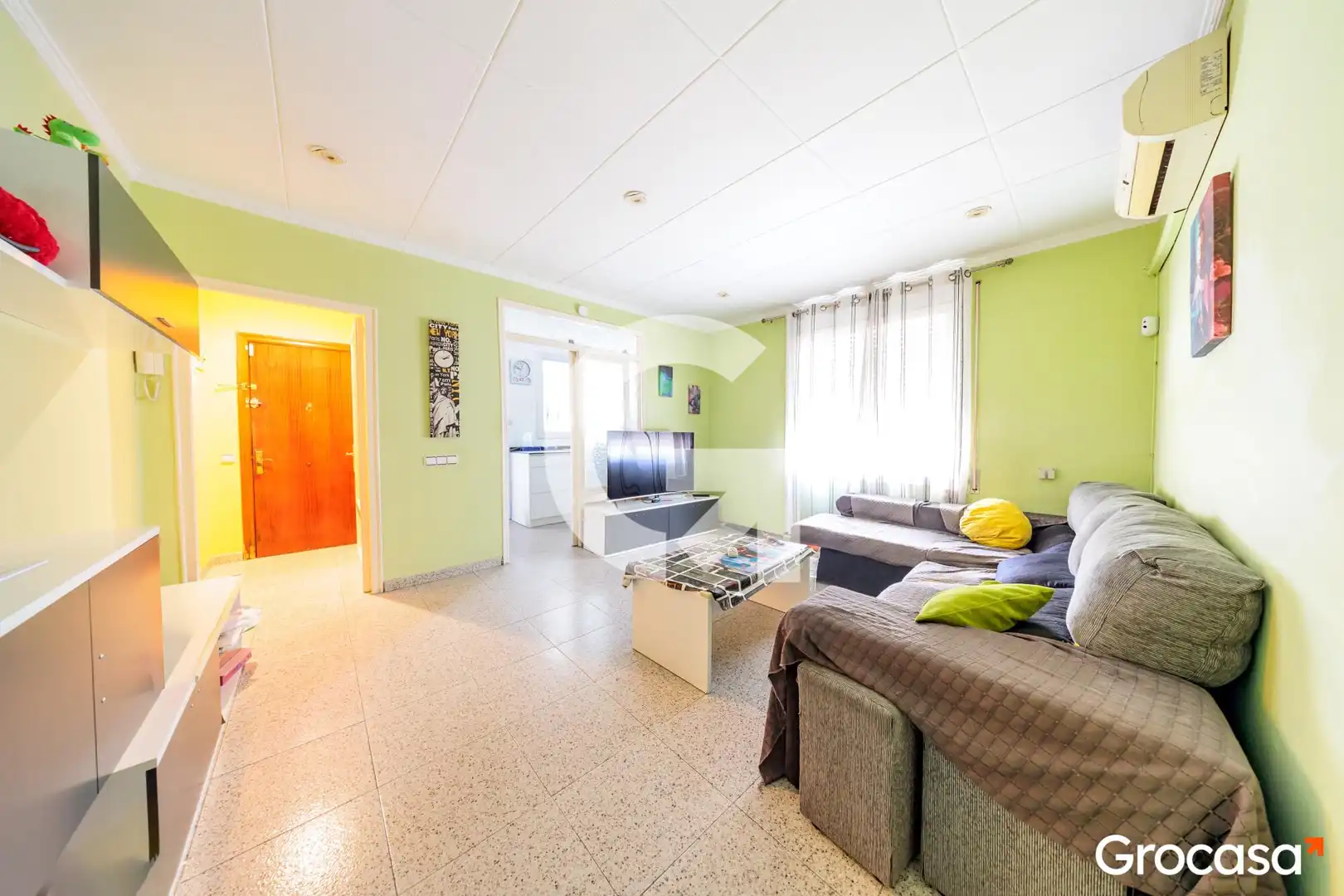 Sala de estar de Piso en venta en Terrassa con Aire acondicionado, Horno y TV