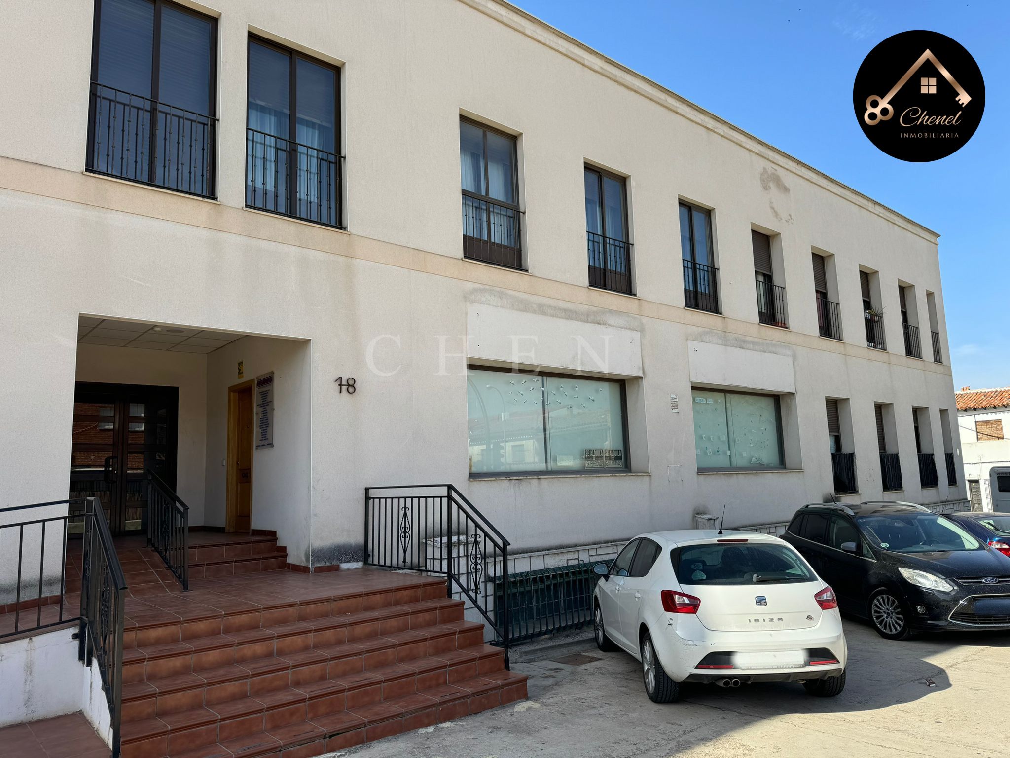 Vista exterior de Local de lloguer en Chinchón amb Aire condicionat