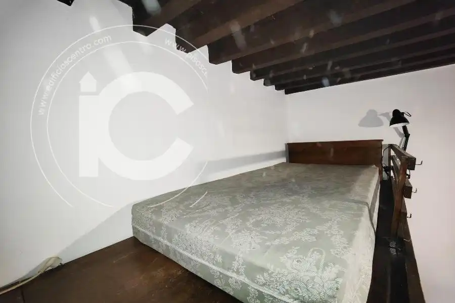 Habitación de Estudio de alquiler en Granada con Aire acondicionado