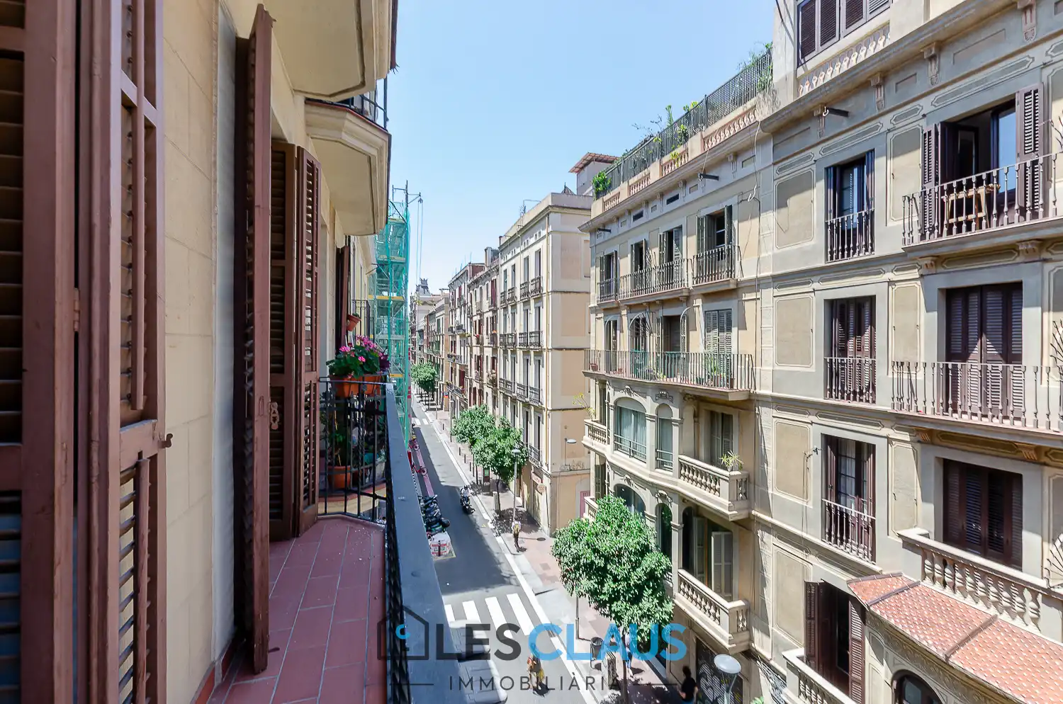 Vista exterior de Pis en venda en Barcelona amb Aire condicionat, Calefacció i Balcó