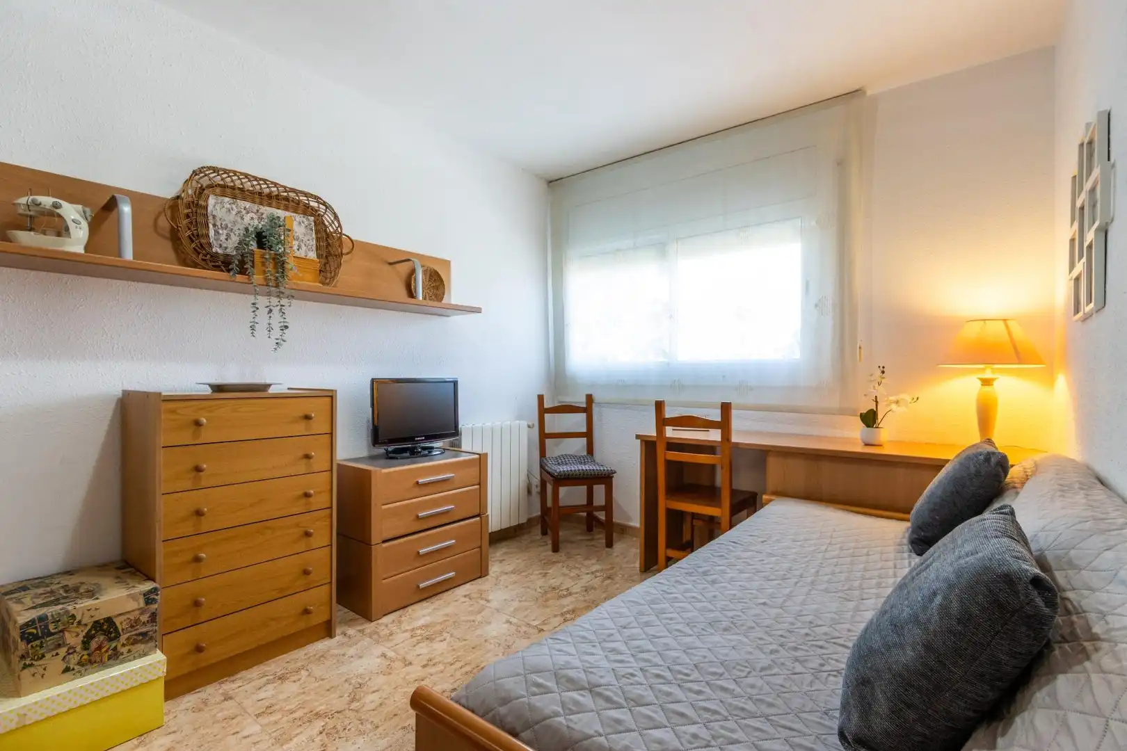 Habitación de Casa o chalet en venta en Terrassa con Aire acondicionado, Calefacción y Jardín privado