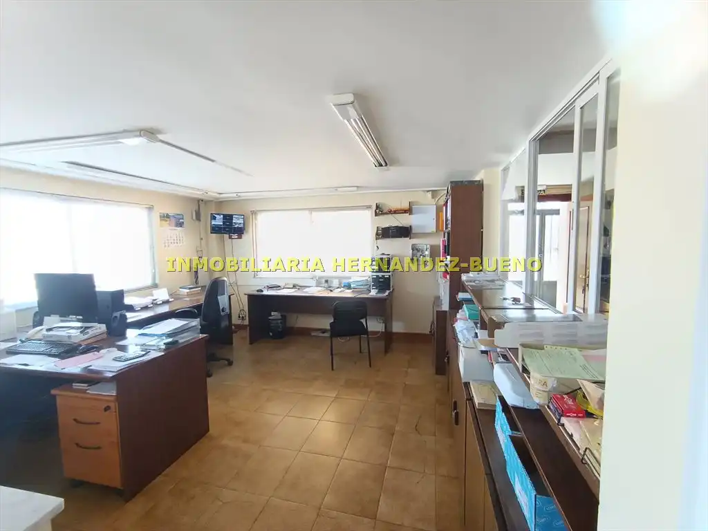 Büro zur Miete in Salamanca mit Klimaanlage, Heizung und Möbliert