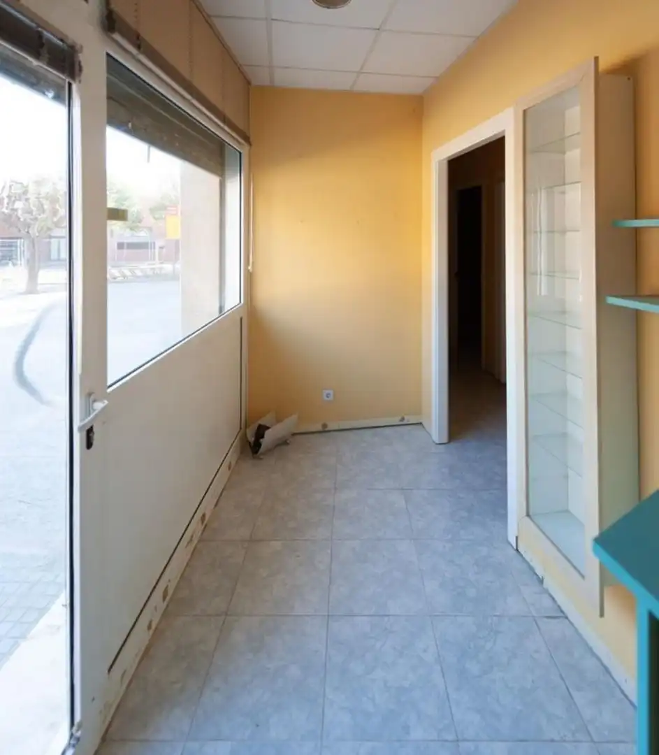 Local comercial en venta en Pasaje Lluís Mata