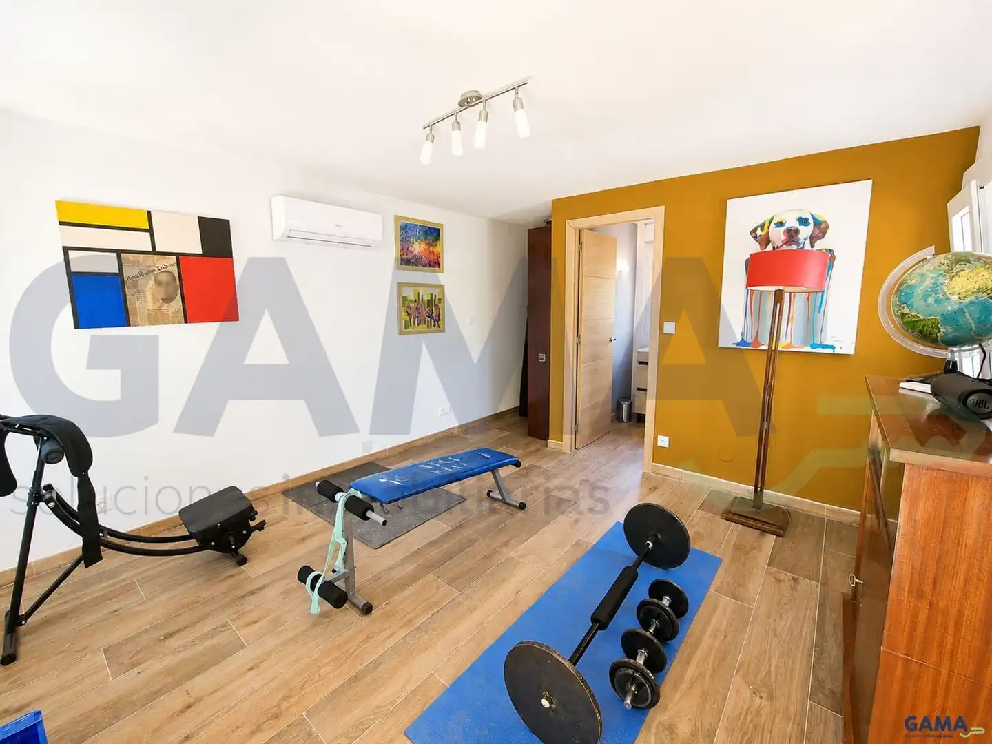 Houses for sale in Alberic  with Air Conditioner, Terrace and Swimming Pool