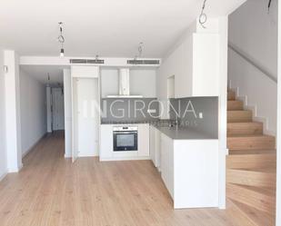 Kitchen of Attic to rent in Girona Capital  with Air Conditioner and Terrace