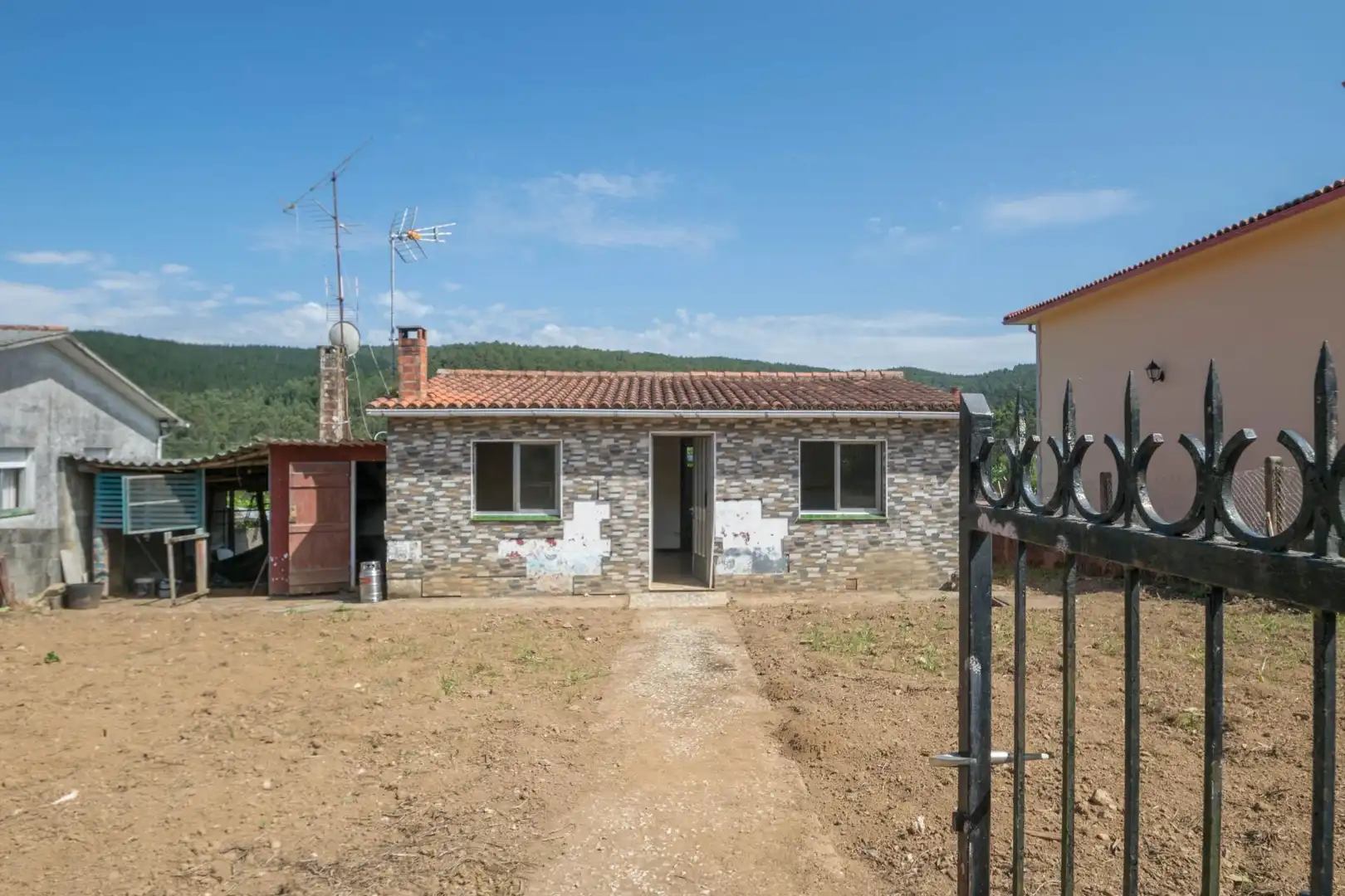 Vista exterior de Finca rústica en venta en Abegondo con Jardín privado y Trastero