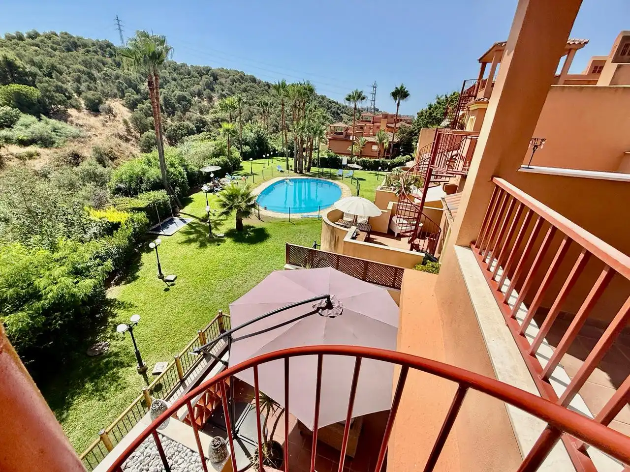 Jardí de Apartament de lloguer en Elviria - Cabopino