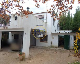 Vista exterior de Casa o xalet en venda en Ontinyent amb Jardí privat, Terrassa i Traster