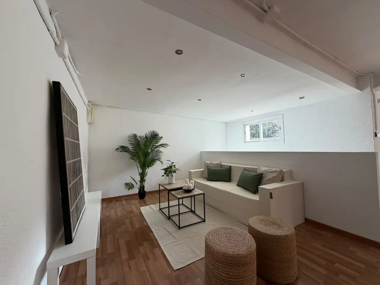 Duplex avec balcon à vendre à Centre Vila