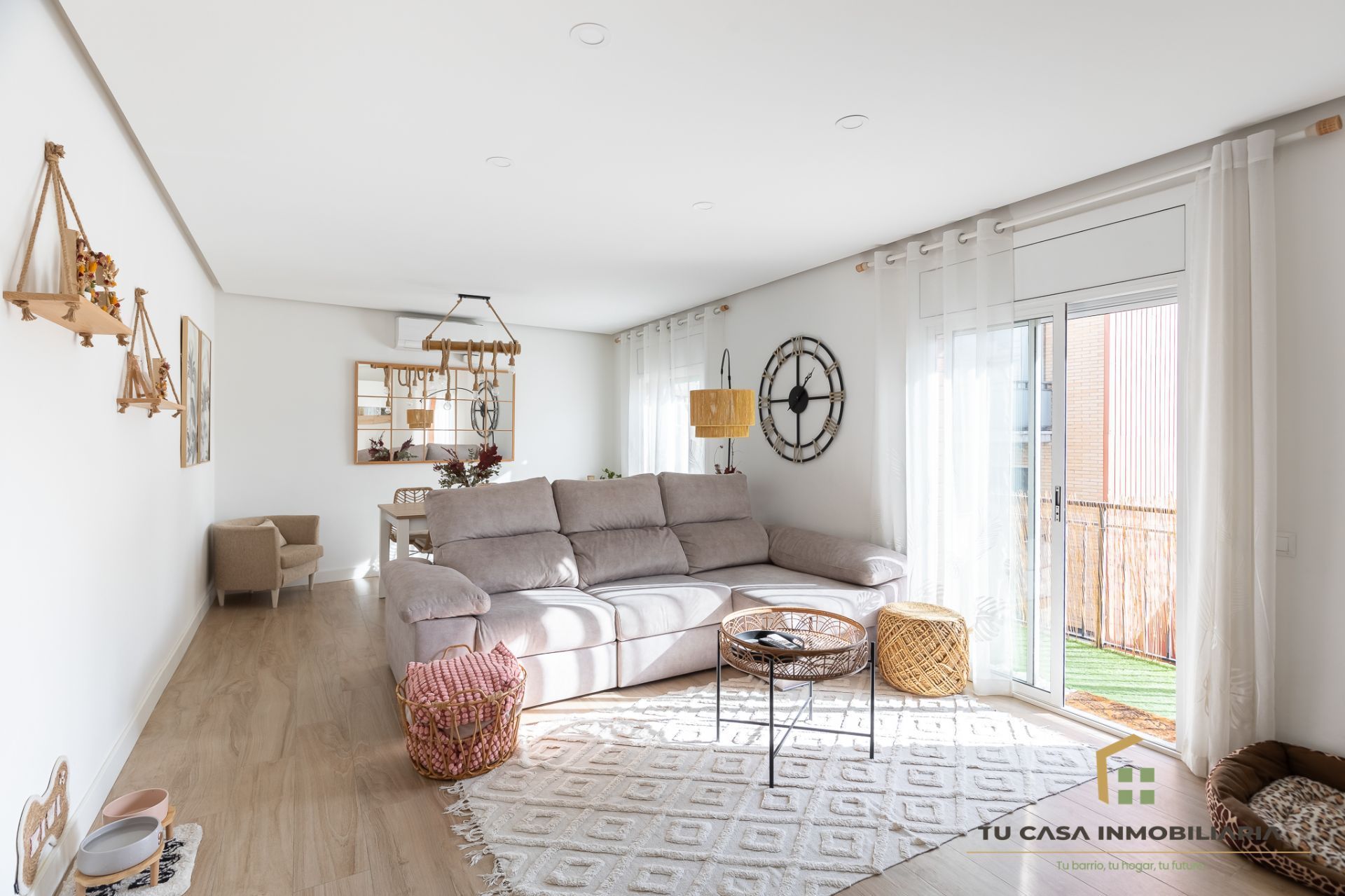 Living room of Flat for sale in Sant Joan Despí  with Air Conditioner and Terrace