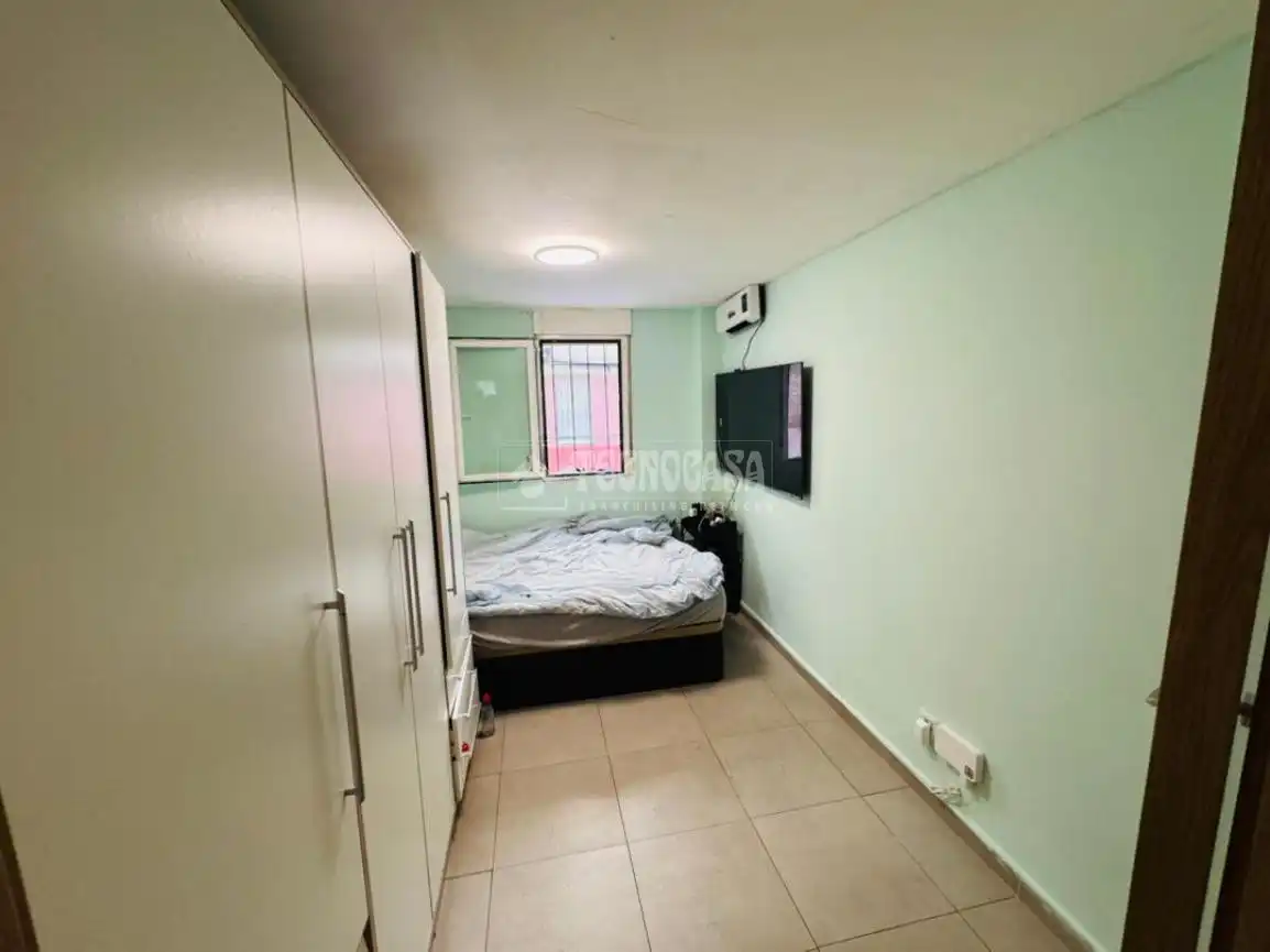 Schlafzimmer von Wohnung zum Verkauf in Madrid