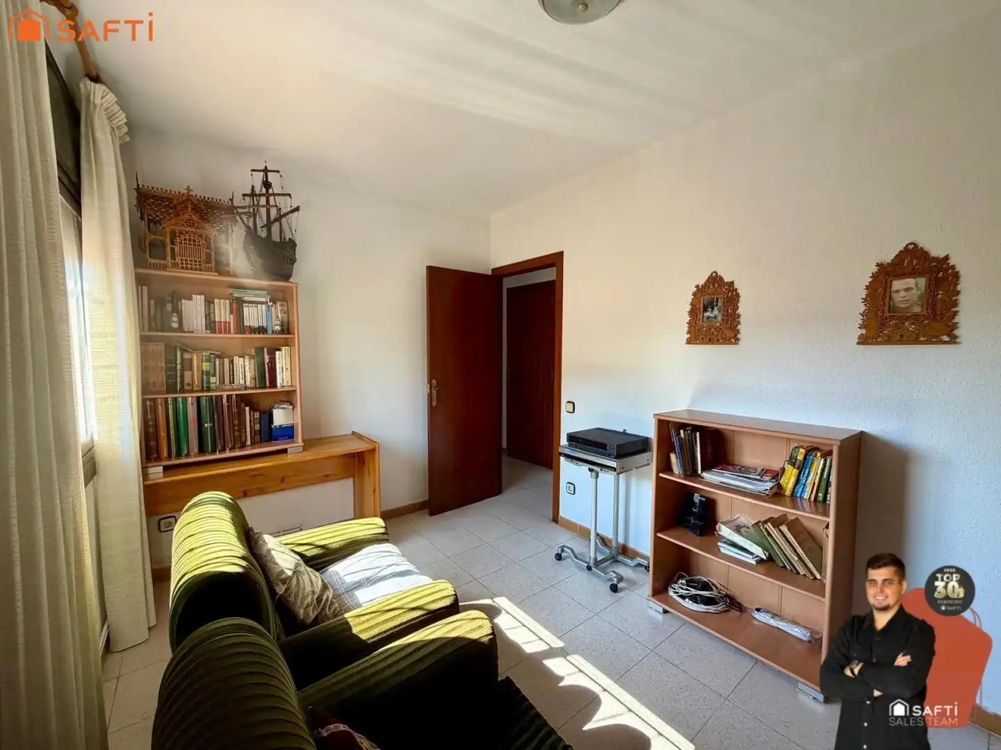 Sala de estar de Casa o chalet en venta en Pineda de Mar con Terraza y Balcón