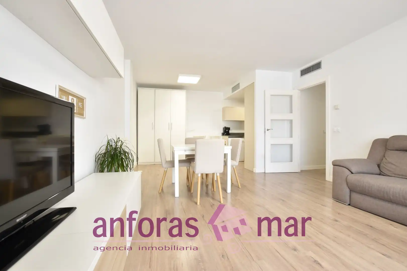 Schlafzimmer von Wohnung zum Verkauf in Torredembarra mit Klimaanlage, Heizung und Terrasse