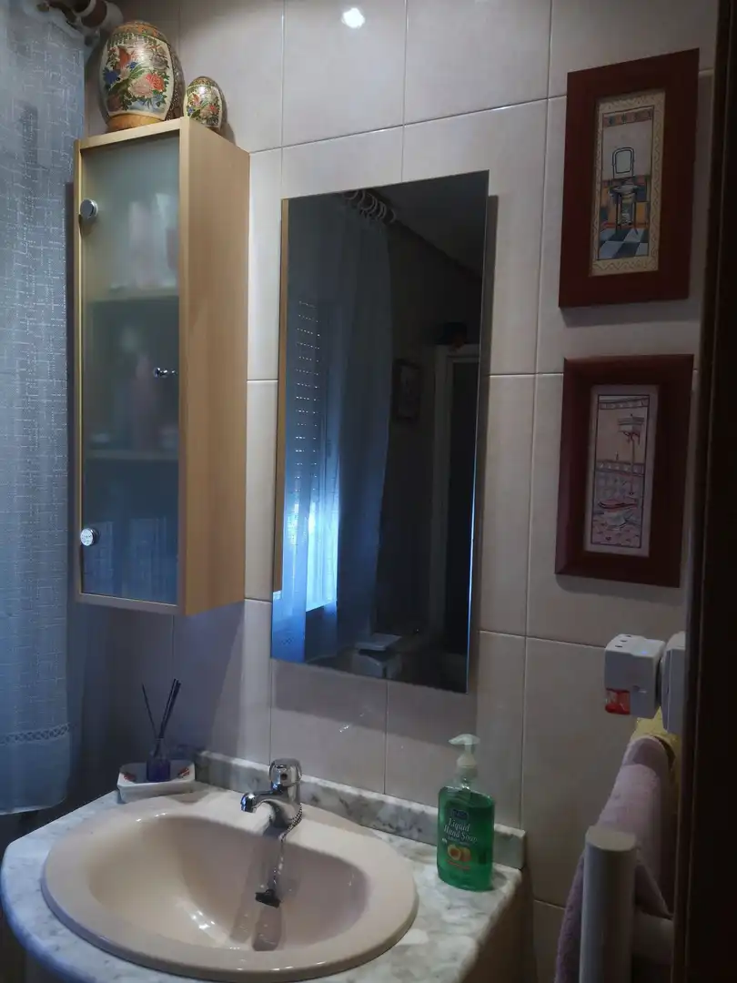 Baño de Piso en venta en Mondéjar con Aire acondicionado y Calefacción