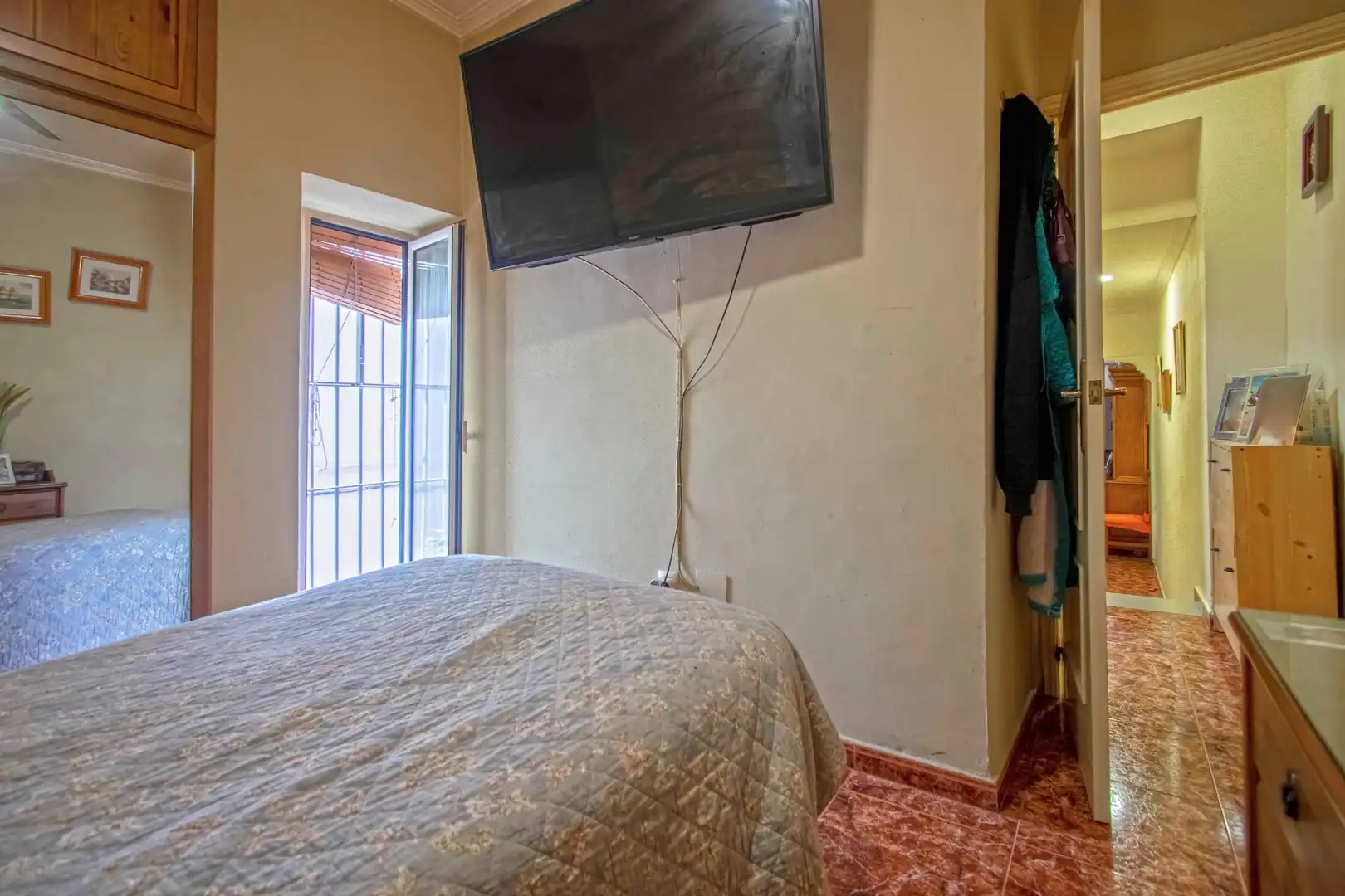 Bedroom of Buildings for sale in Sevilla