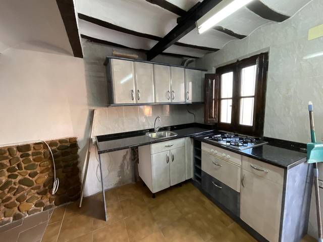 Local comercial en Venta en Calle Ciriñuela Real en Cirueña