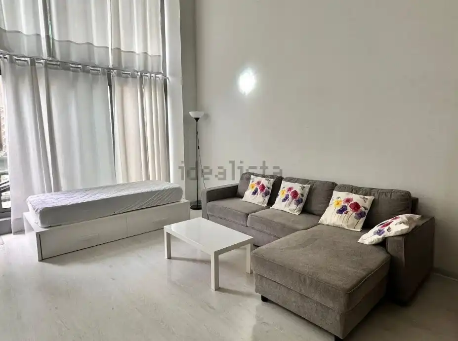 Loft zur Miete in Valencia, Valencia