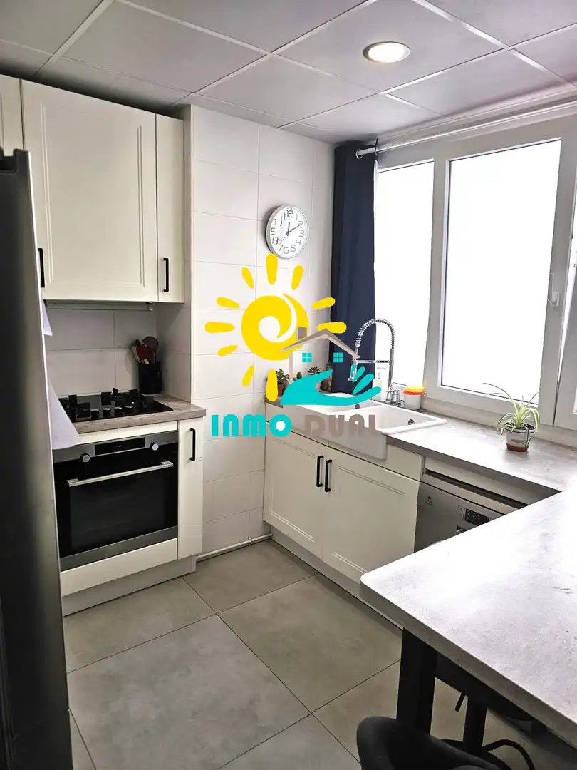 Kitchen of Apartments for sale in Badajoz  with Air Conditioner and Storage room