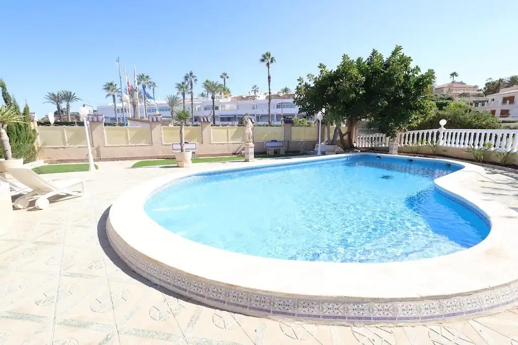 Villa mit Pool zur Miete in Calle CALA CAPITAN-CABO ROIG, imagen 4