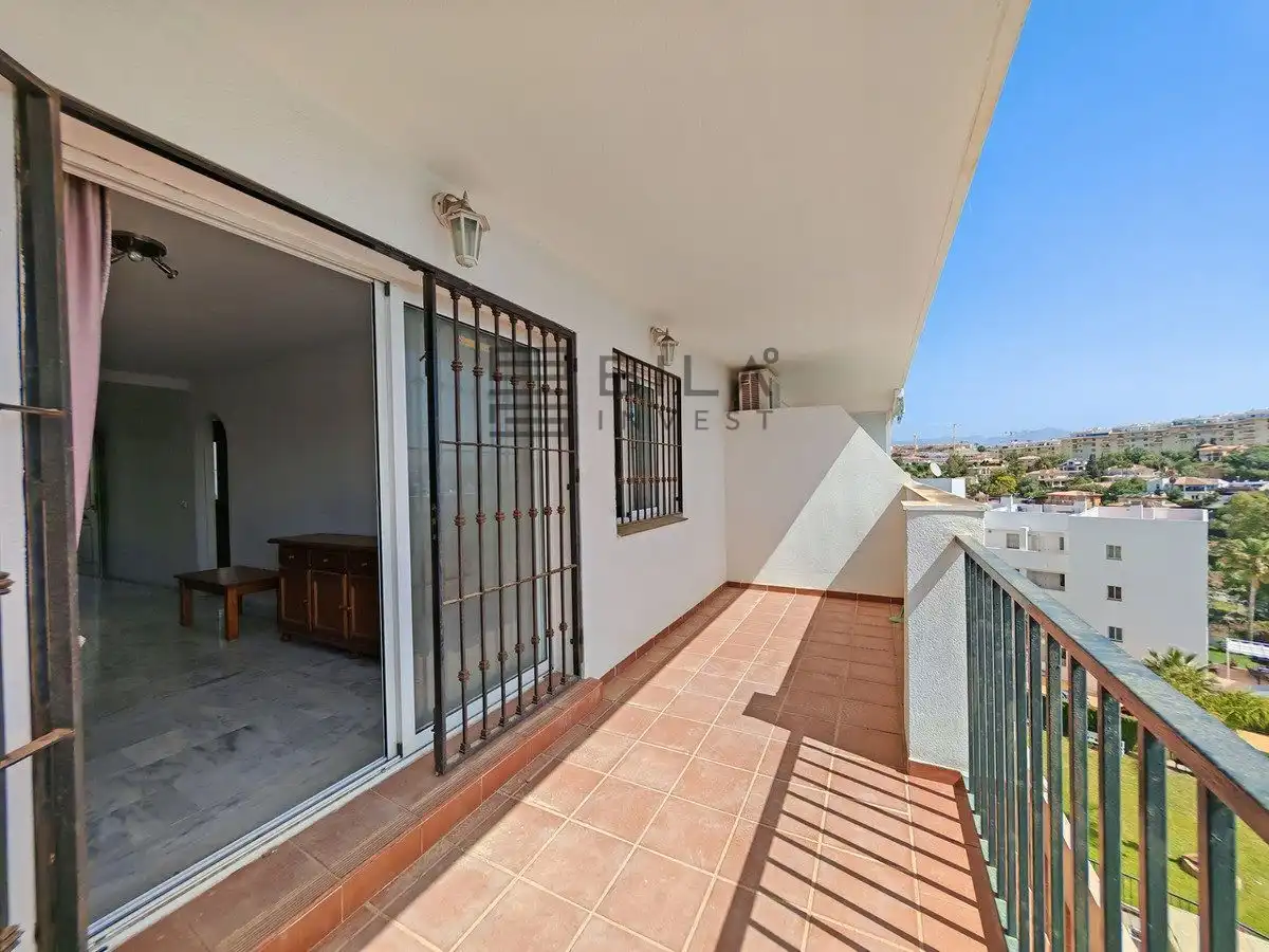 Terrassa de Pis en venda en Mijas amb Piscina, Moblat i Piscina comunitària