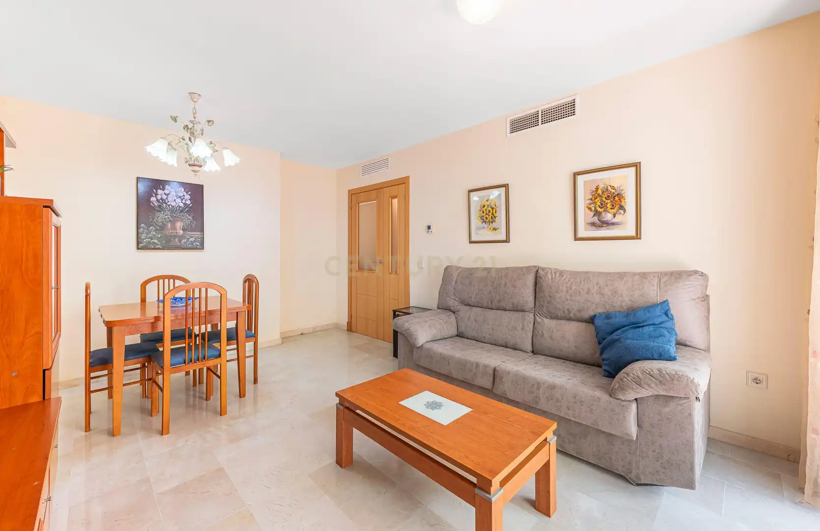 Living room of Apartments for sale in Estepona  with Air Conditioner and Washing machine