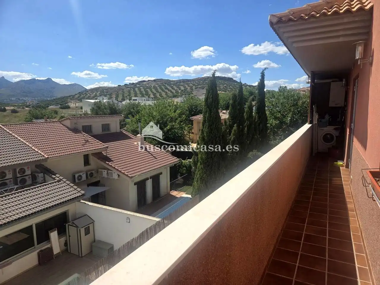 Vista exterior de Casa o xalet en venda en La Guardia de Jaén amb Aire condicionat, Calefacció i Terrassa