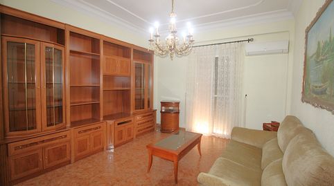 Foto 2 de Piso de alquiler en Carrer de Vicent Ballester, El Cabanyal - El Canyamelar, Valencia Capital