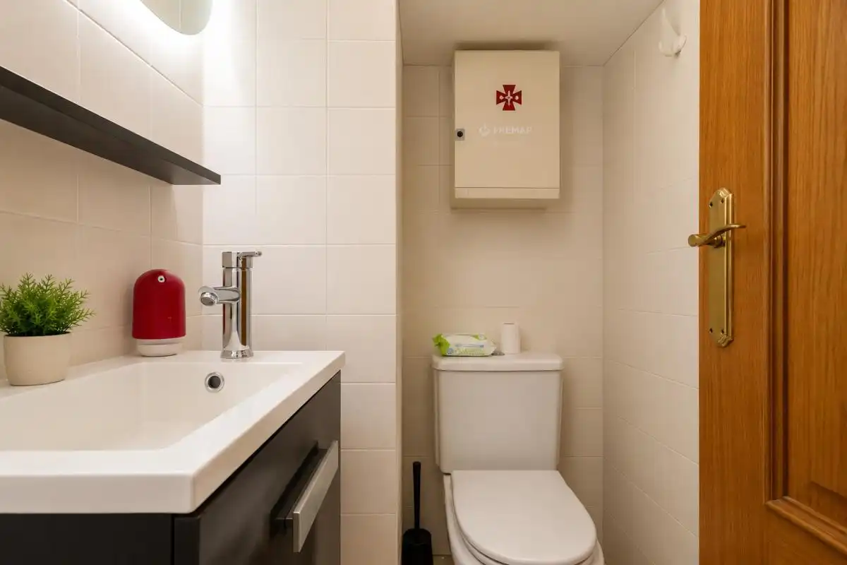 Baño de Piso en venta en Móstoles con Aire acondicionado, Calefacción y Terraza