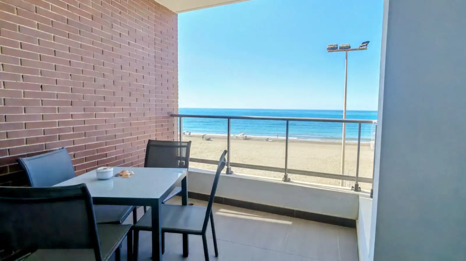 Flat with terrace to rent in Avenida del Mediterráneo, imagen 2