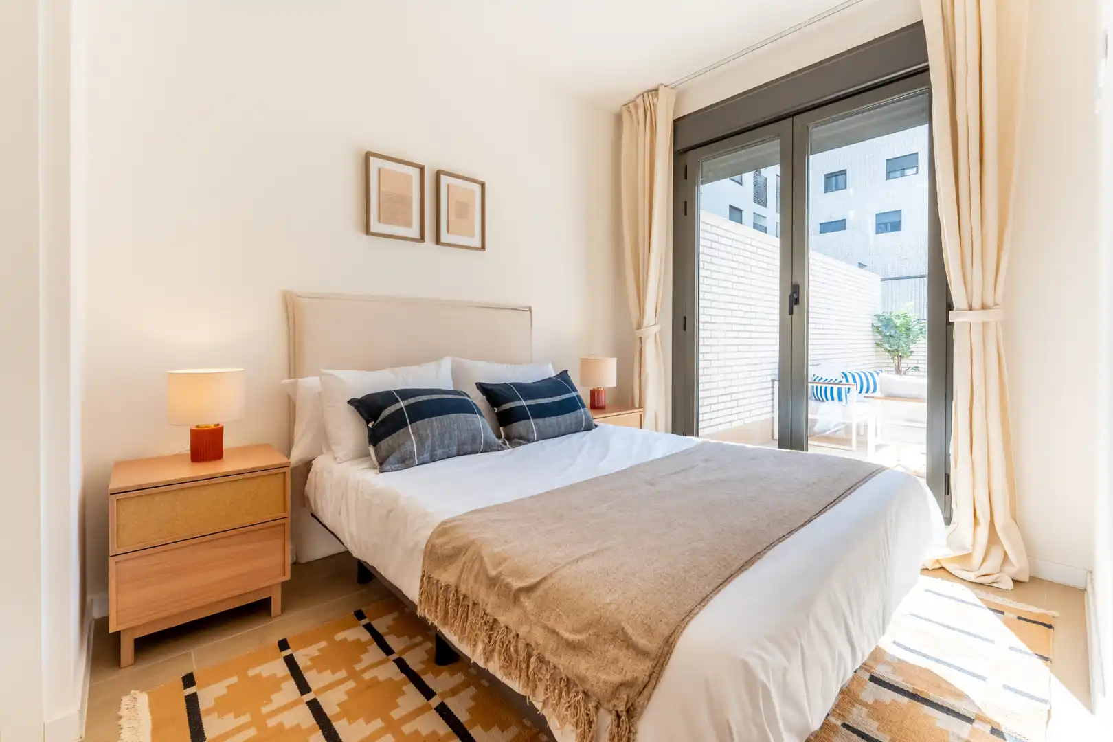 Bedroom of Flat for rent in Madrid  with Air Conditioner, Heating and Terrace