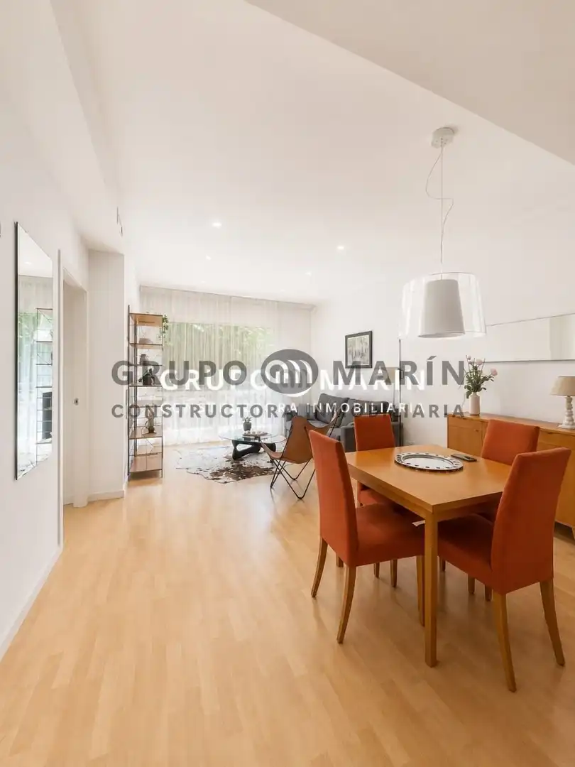 Flat with lift for sale in Avinguda Roma 13-15