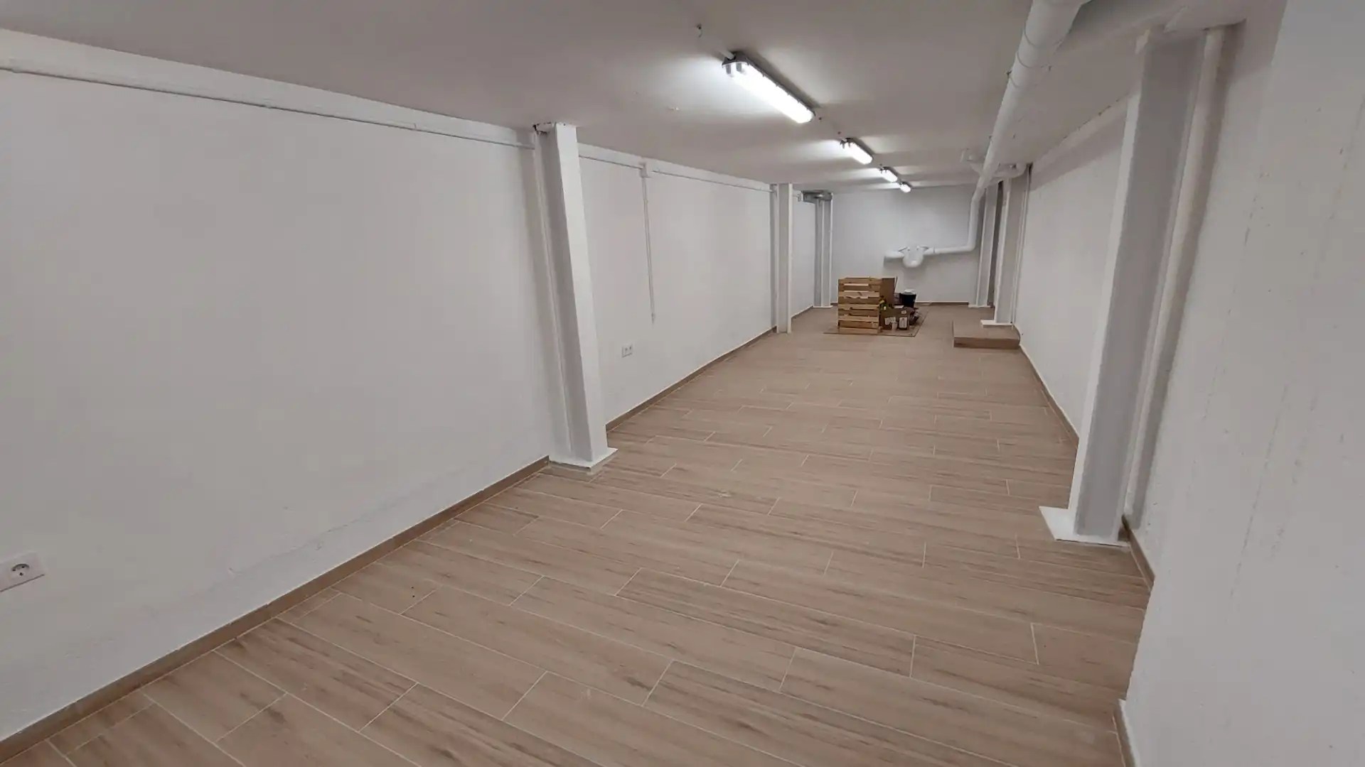Local comercial de lloguer a Carrer de la Cort, imagen 23