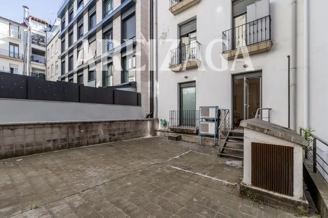 Außenansicht von Büro zur Miete in Donostia - San Sebastián 