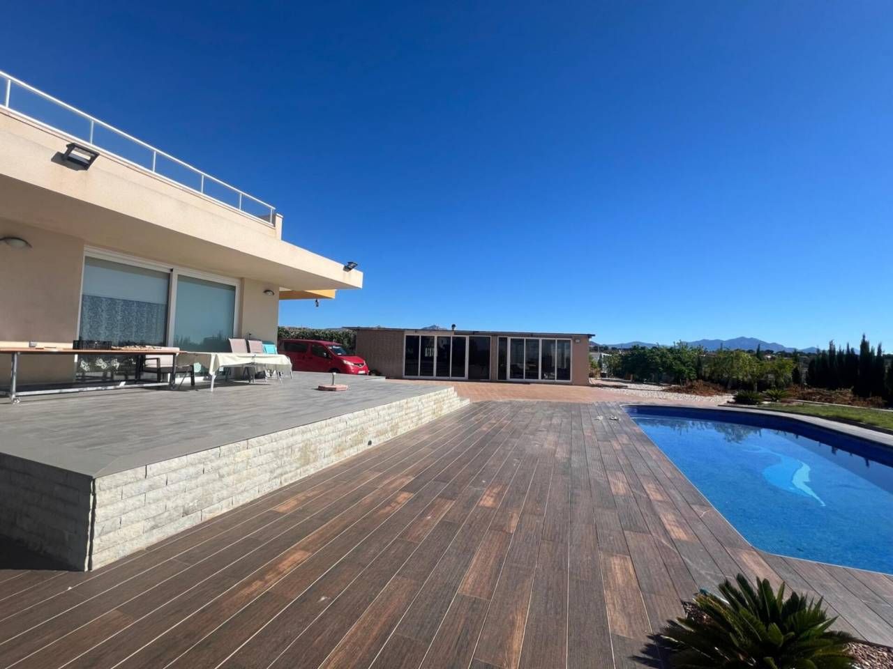 Piscina de Casa o xalet en venda en Alicante / Alacant amb Aire condicionat, Calefacció i Jardí privat