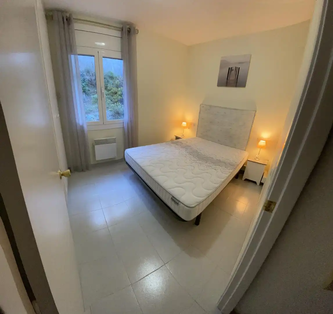 Bedroom of Flat for sale in Roses  with Air Conditioner, Heating and Terrace