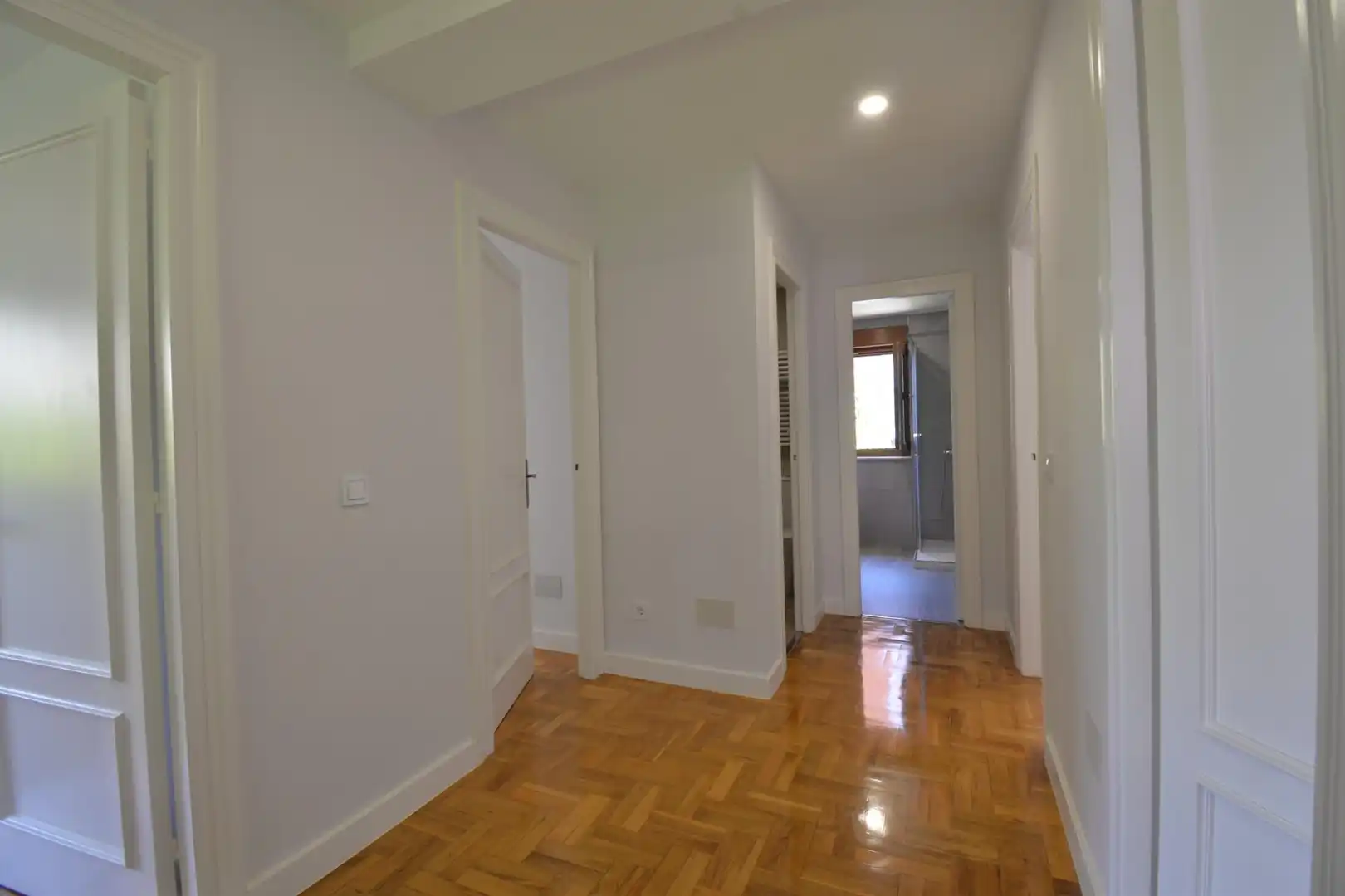 Haus oder Chalet zur Miete in Oviedo  mit Abstellraum