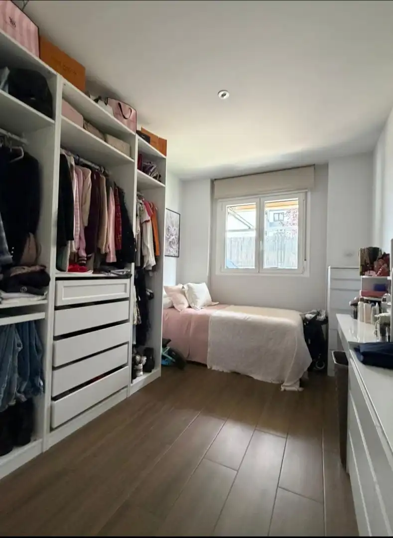 Bedroom of Ground floor for sale in Madrid  with Air Conditioner, Heating and Private garden
