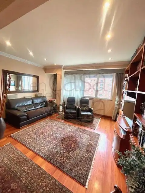 Sala de estar de Piso en venta en Bilbao  con Calefacción