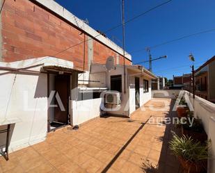 Exterior view of House or chalet for sale in Sant Adrià de Besòs  with Terrace and Balcony