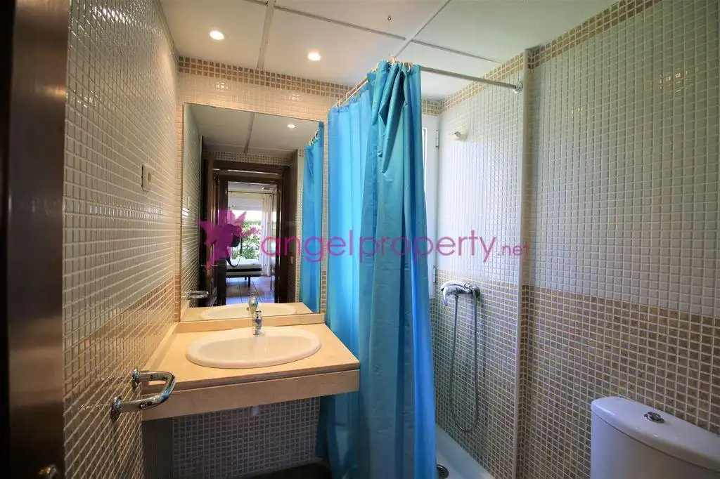Bathroom of Apartments for rent in Vera  with Air Conditioner, Terrace and Swimming Pool