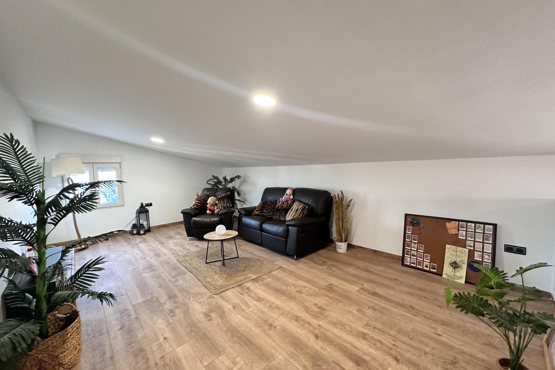 Finca rústica en venta en Dolores con Aire acondicionado, Calefacción y Jardín privado