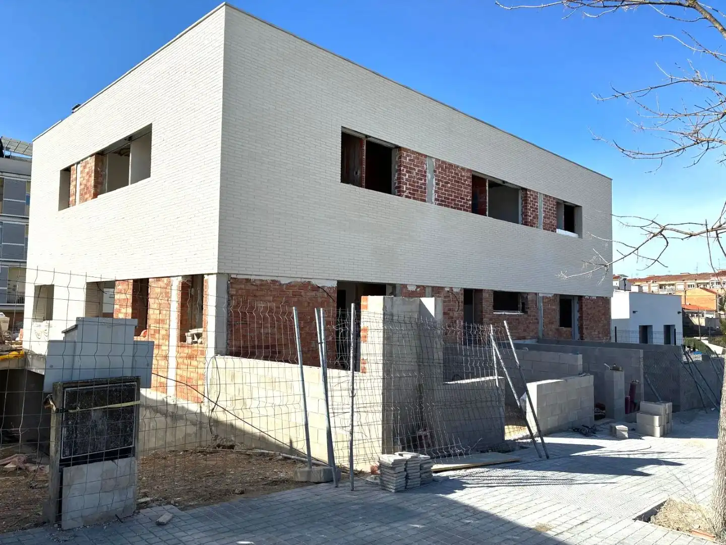 Adossat amb jardí en venda a Narcis Monturiol 3A, imagen 9