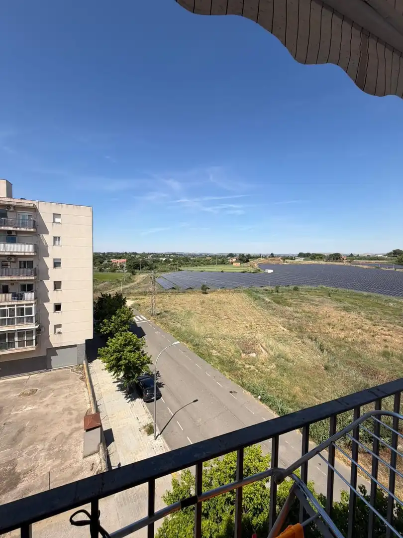Piso en venta en Lleida con Terraza y Balcón