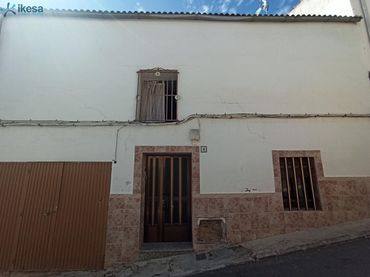 Casa en venta en Mengíbar