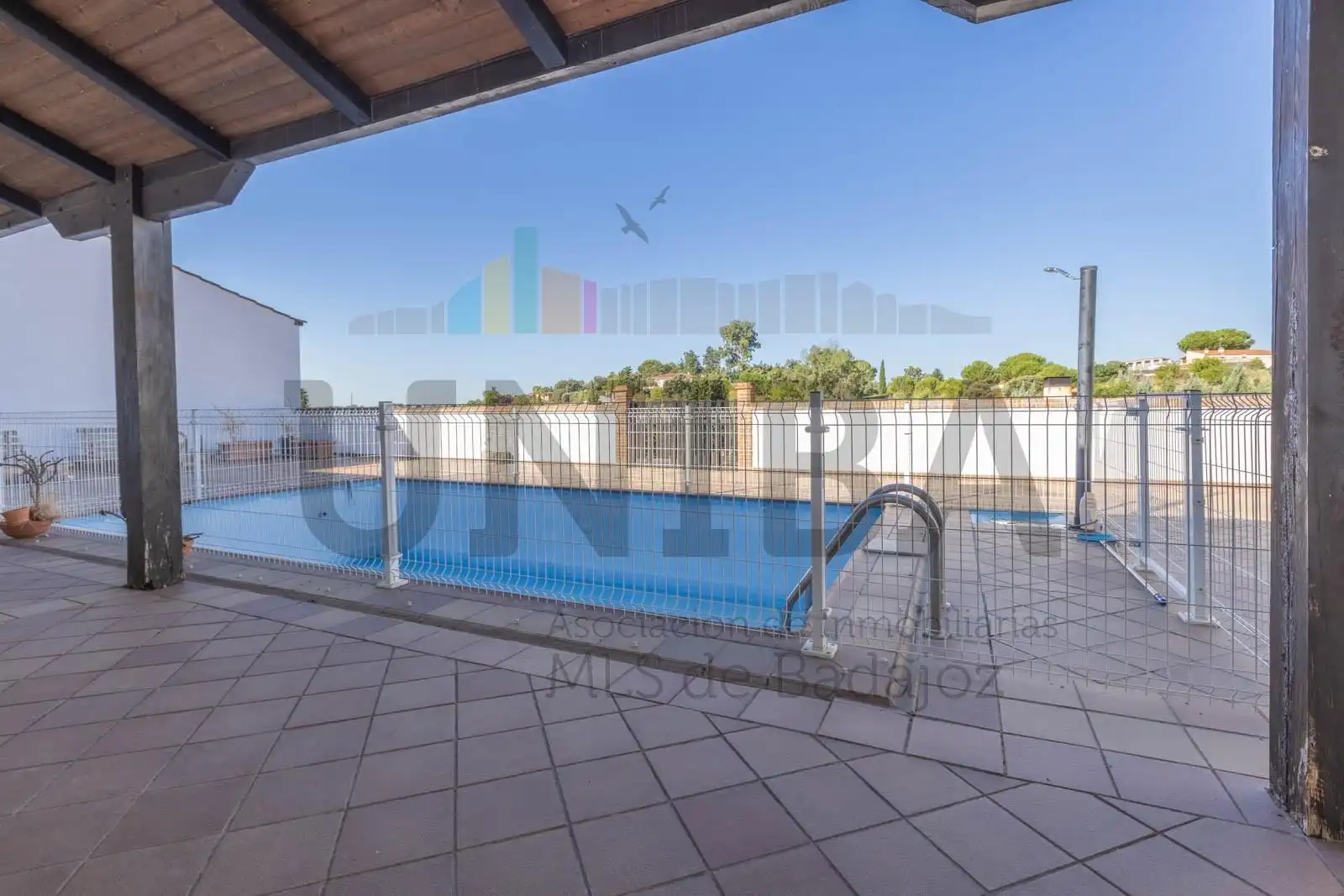 Piscina de Casa o xalet en venda en Badajoz amb Aire condicionat, Jardí privat i Piscina