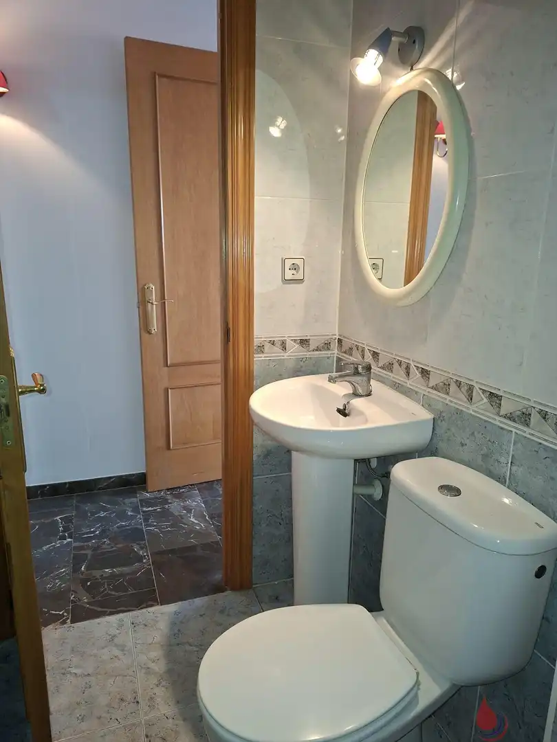 Bathroom of Flat for sale in El Vendrell  with Heating and Terrace