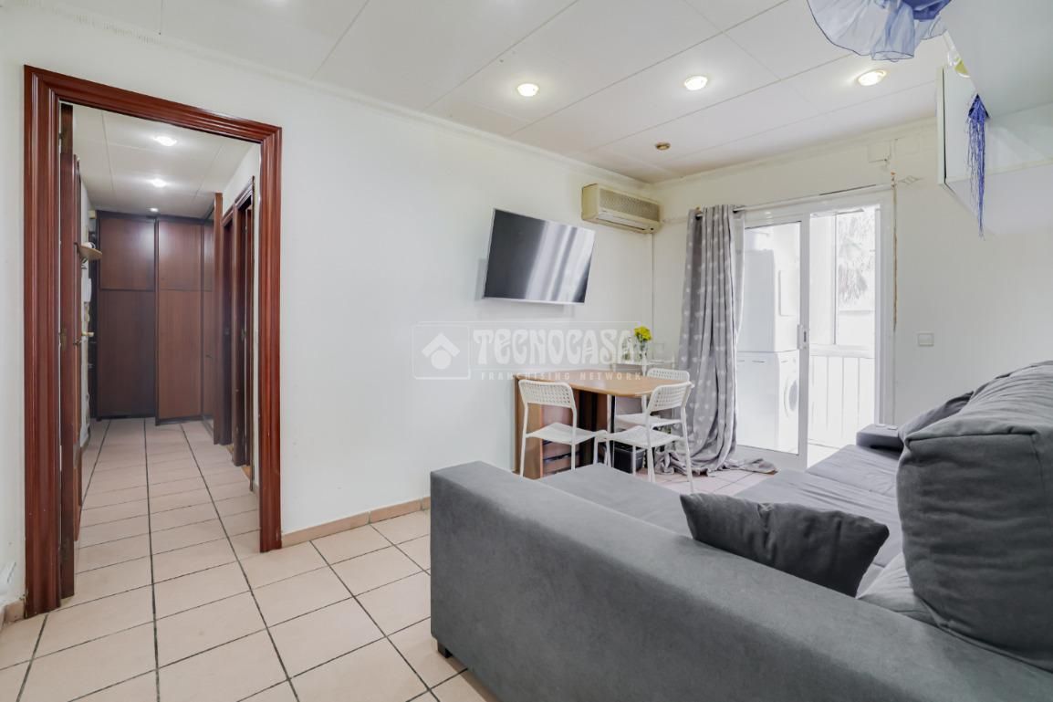 Sala d'estar de Pis en venda en Ripollet amb Aire condicionat i Balcó