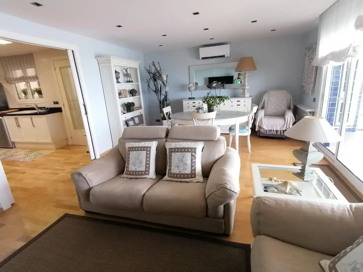 Sala de estar de Piso en venta en Calafell con Aire acondicionado, Calefacción y Parquet